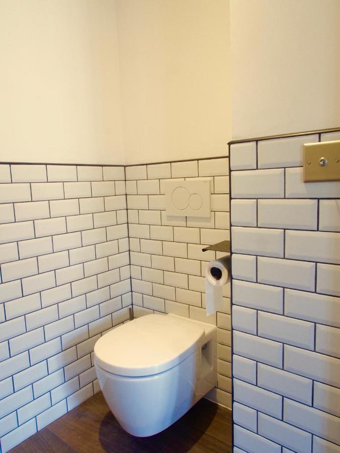 Le 7 Des Tonneliers Bed & Breakfast Castelfranc Екстериор снимка