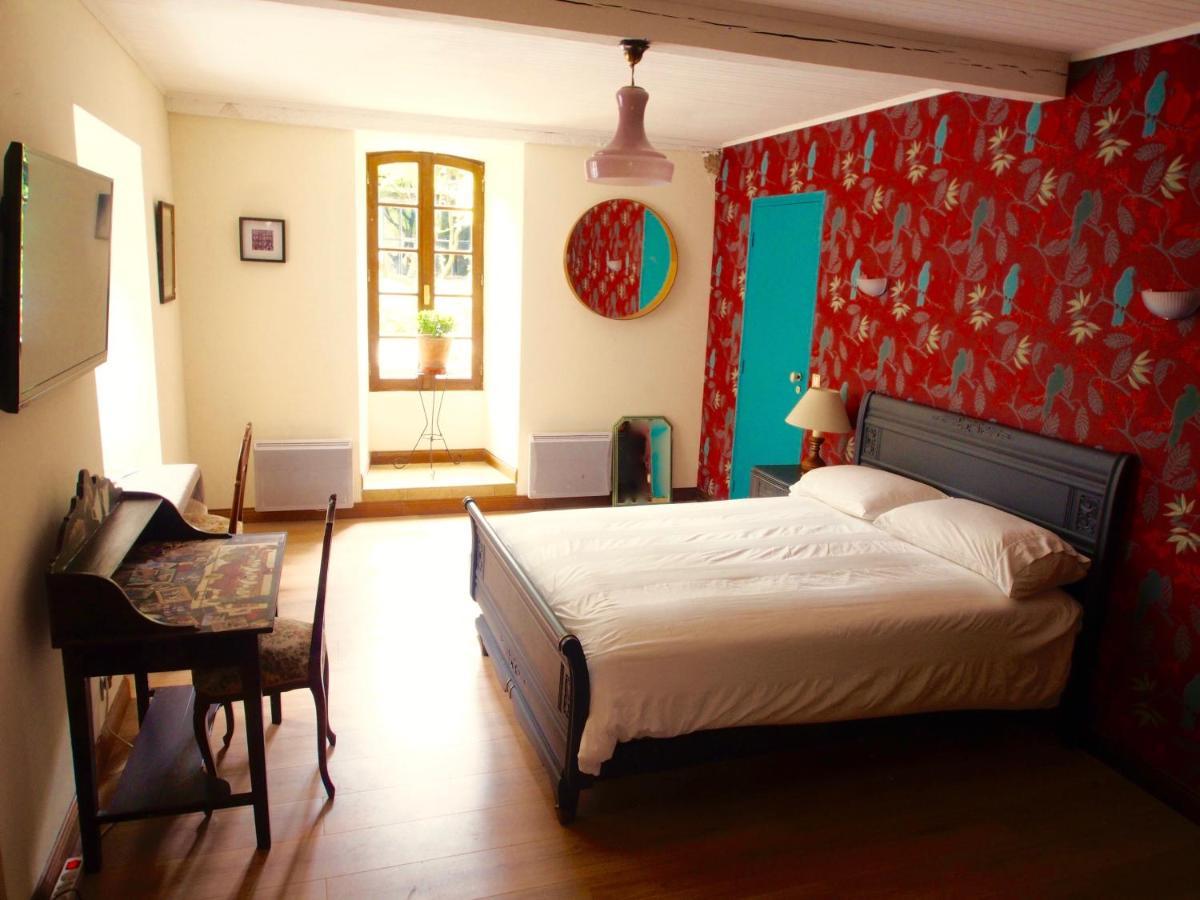 Le 7 Des Tonneliers Bed & Breakfast Castelfranc Екстериор снимка