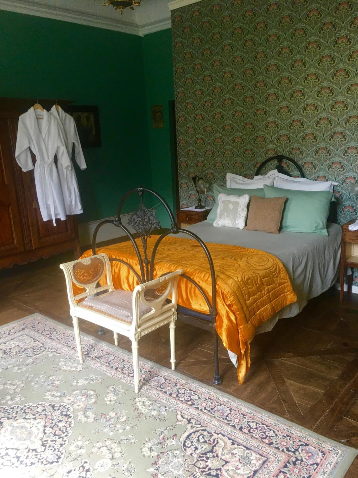 Le 7 Des Tonneliers Bed & Breakfast Castelfranc Екстериор снимка