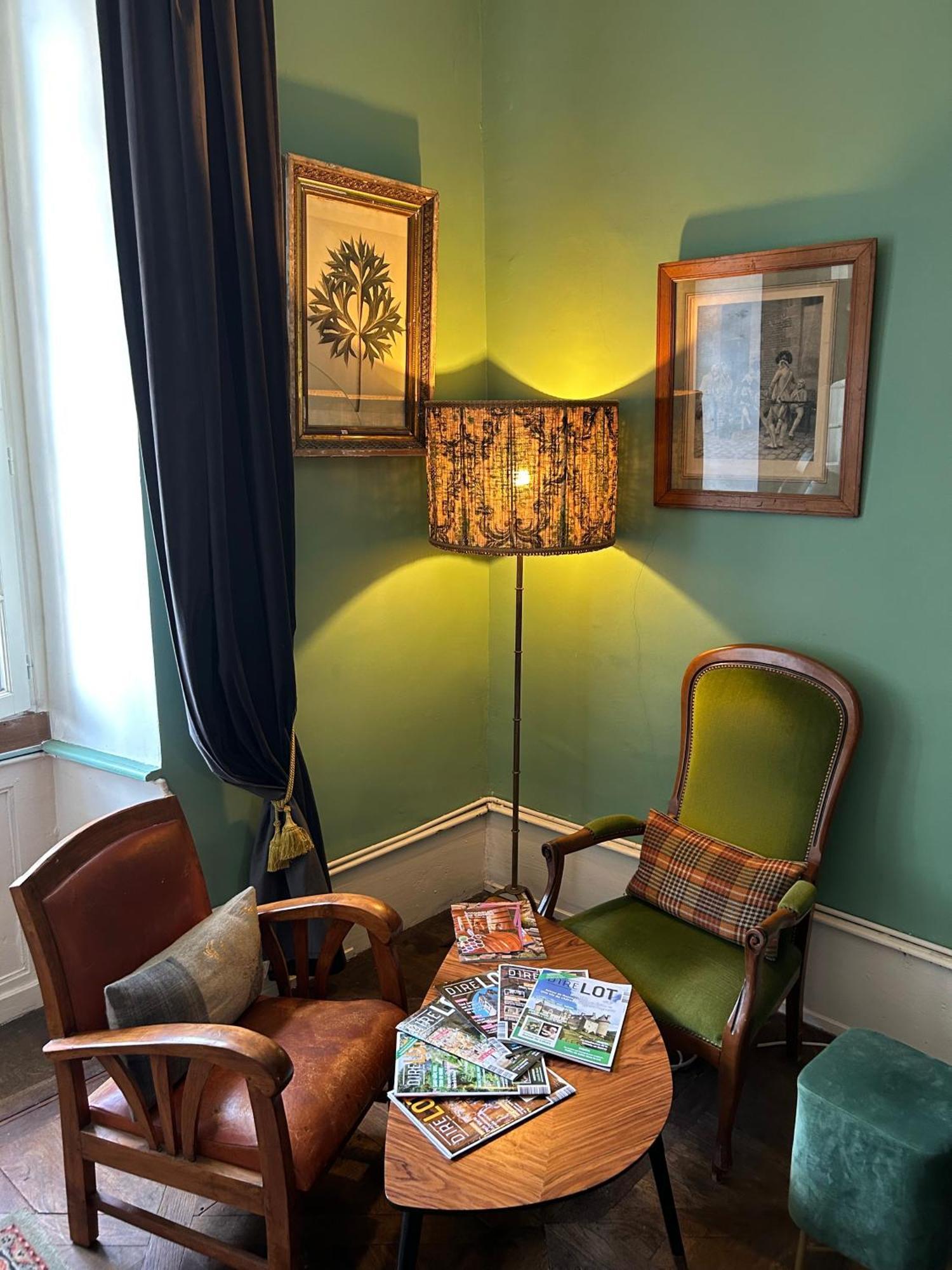 Le 7 Des Tonneliers Bed & Breakfast Castelfranc Екстериор снимка
